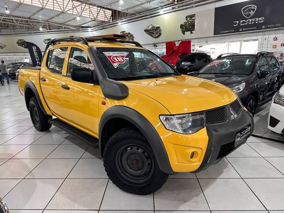 MITSUBISHI L200 SAVANA 3.2 4X4 16V TURBO INTERCOOLER DIESEL 4P AUTOMÁTICO